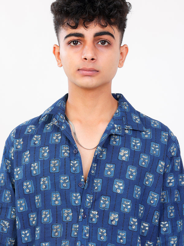 Neelkamal hand block printed cotton shirt closeup view